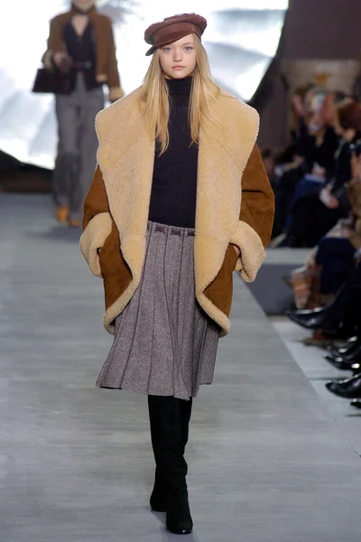 Look 1
